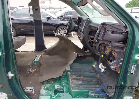 2015 Chevrolet Silverado 1500 1Lt z USA, uszkodzony, nr VIN 1GCRCREC2FZ341720